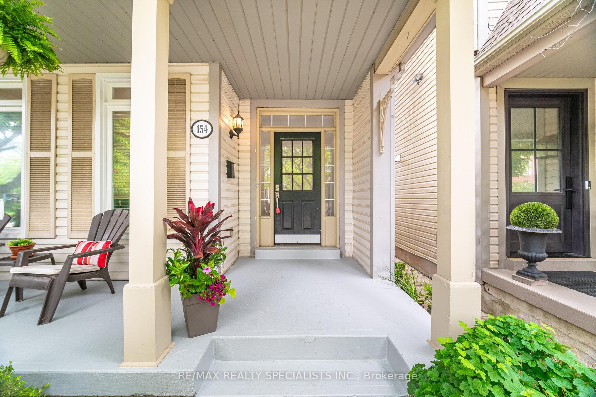 154 Roxton Road photo 3