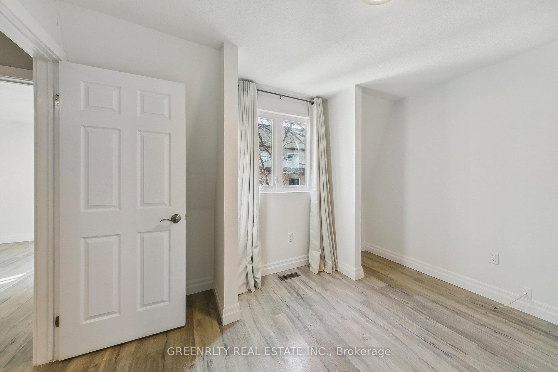 1406 Andros Boulevard photo 36