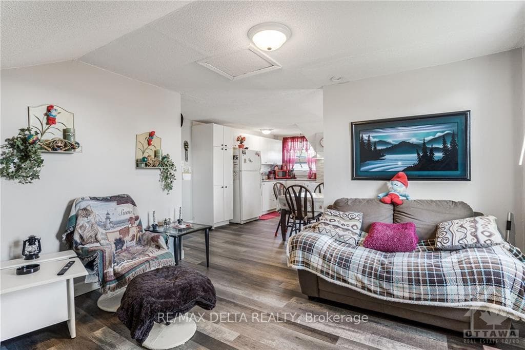 4549 COUNTY ROAD 17 Road photo 14
