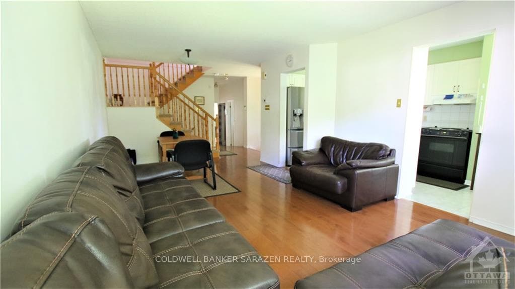 108 STONEBRIAR Drive photo 9