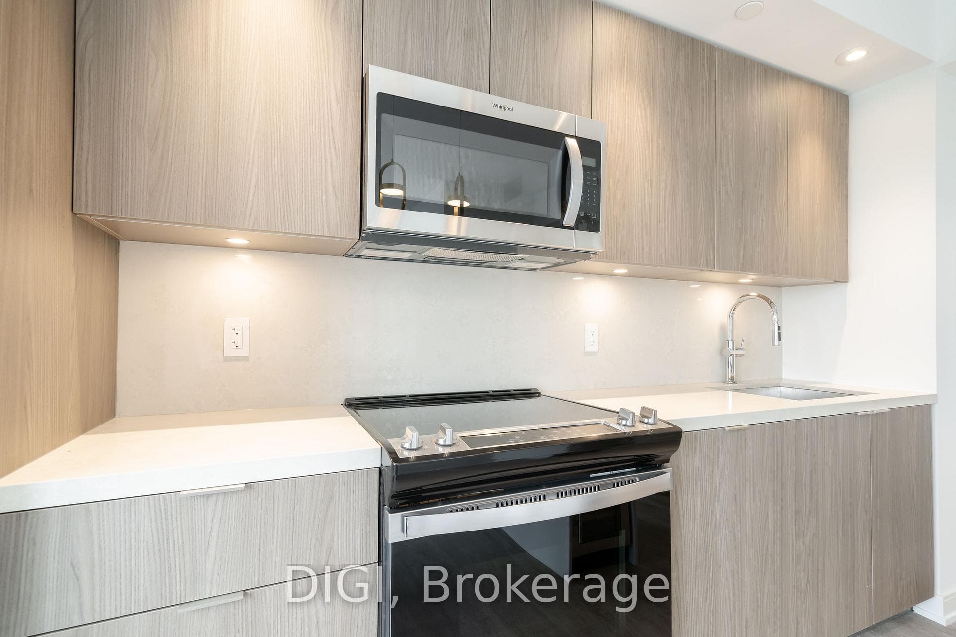 485 Perth Avenue Unit E613 photo 7