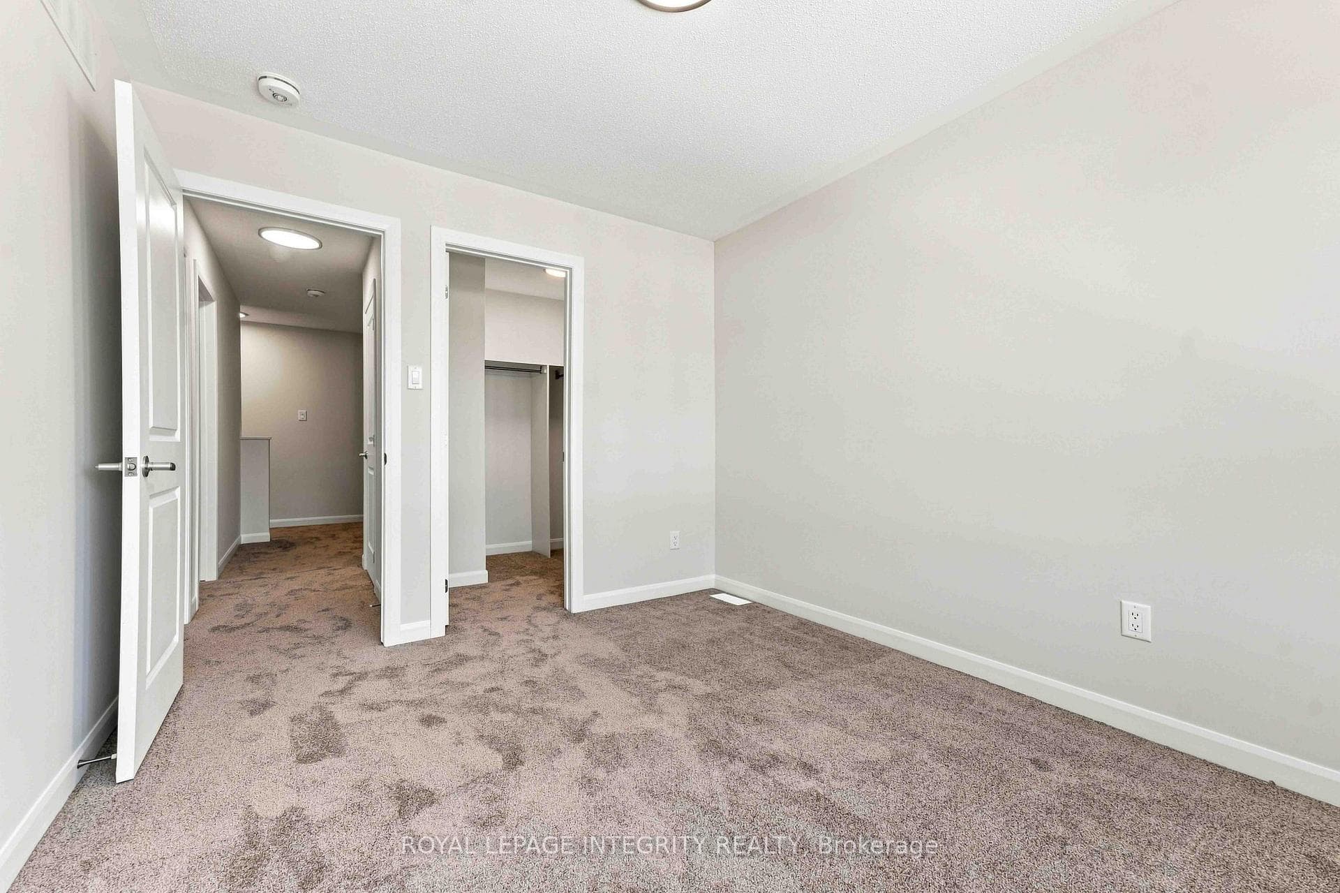 762 Tadpole Crescent photo 21