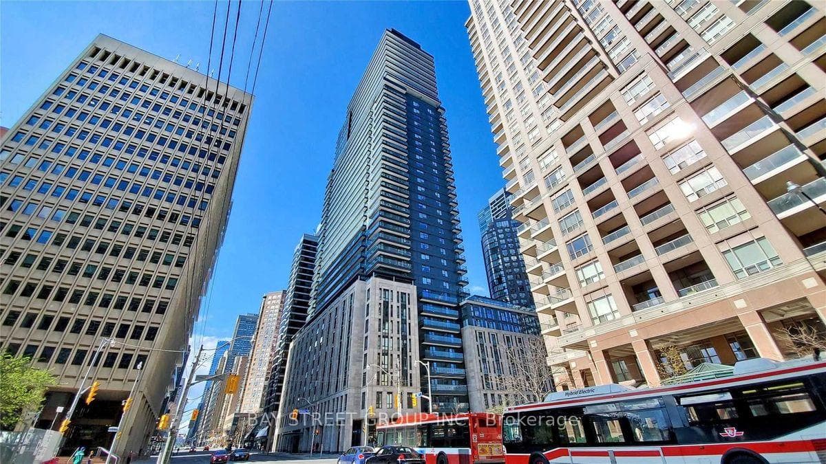 955 Bay Street Unit 3904 photo 1