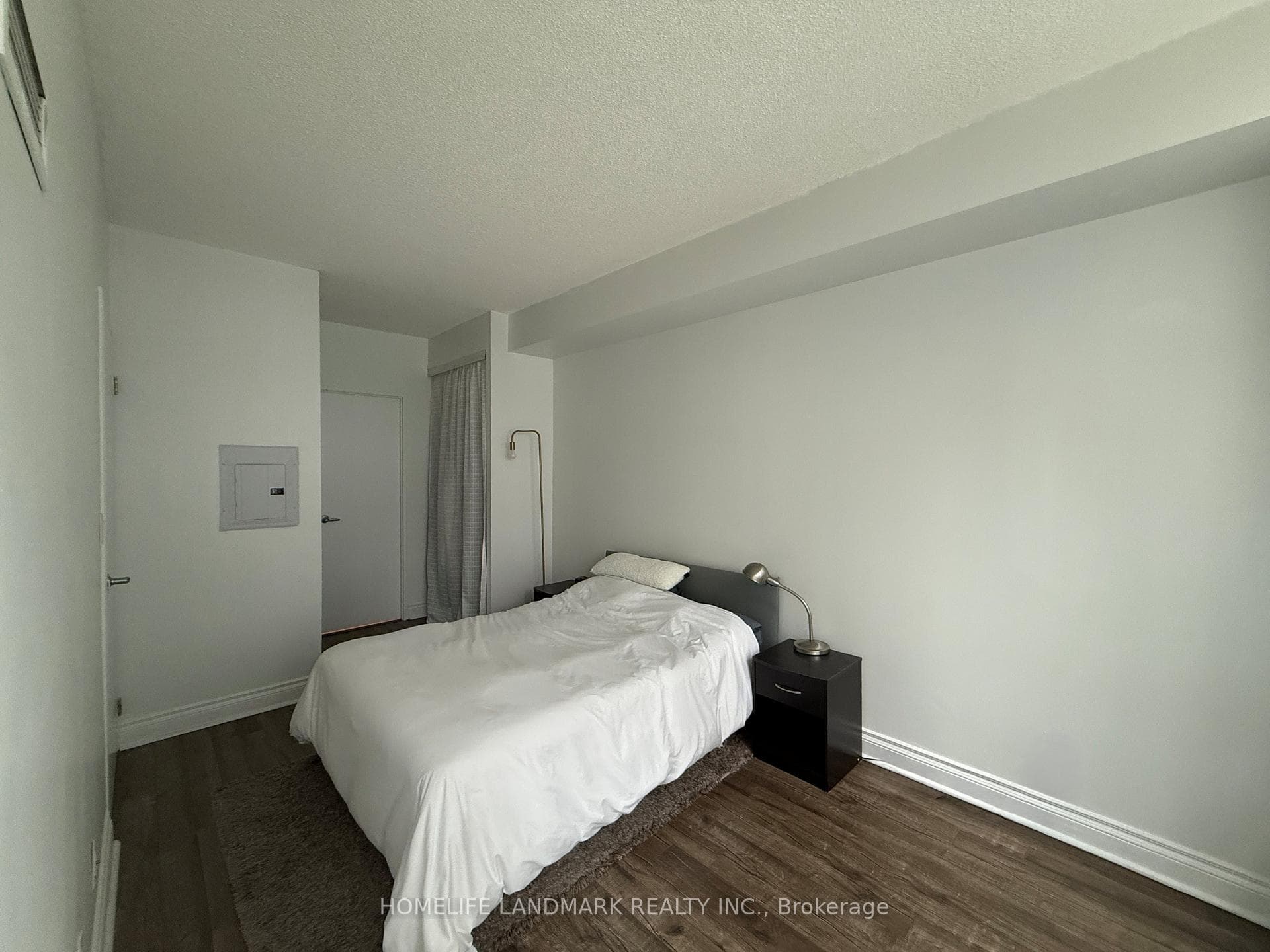 70 Alexander Street Unit 311 photo 27