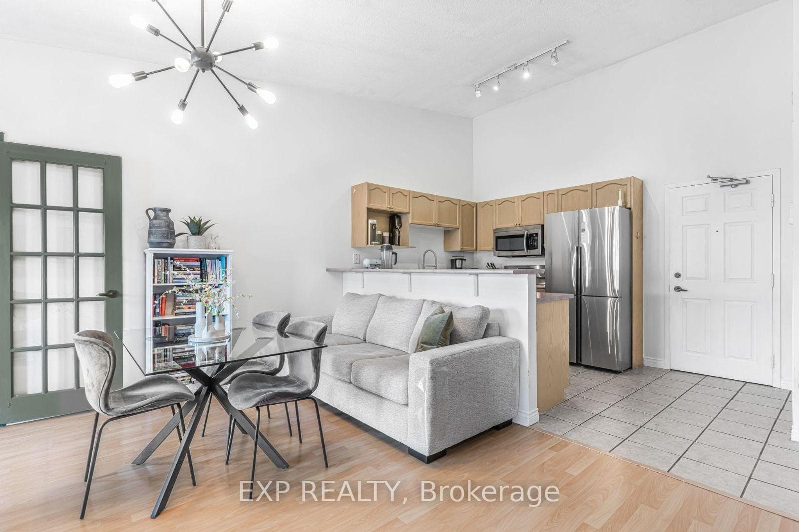 4005 Kilmer Drive Unit 409 photo 6