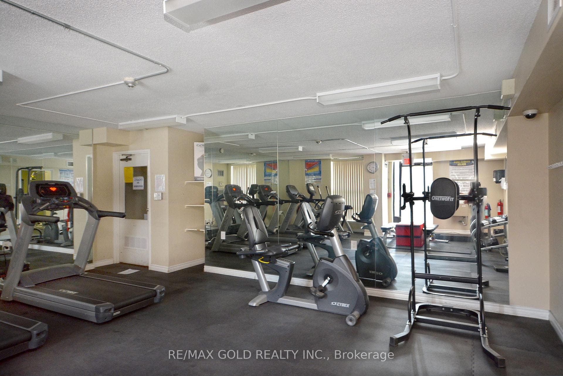 18 Knightsbridge Road Unit 809 photo 35