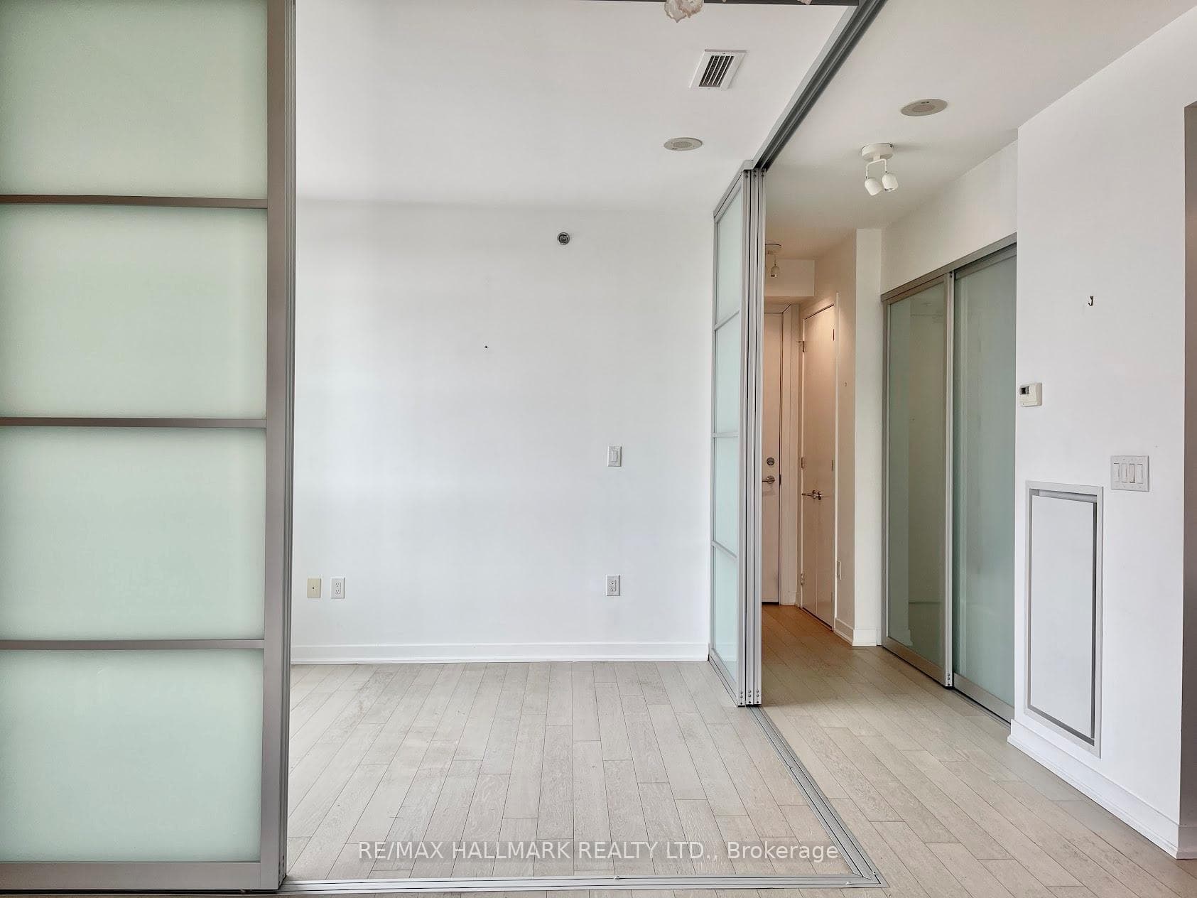 88 Colgate Avenue Unit 512 photo 8