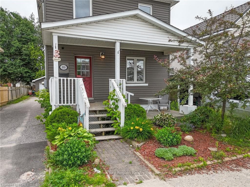 233 KING Street photo 3