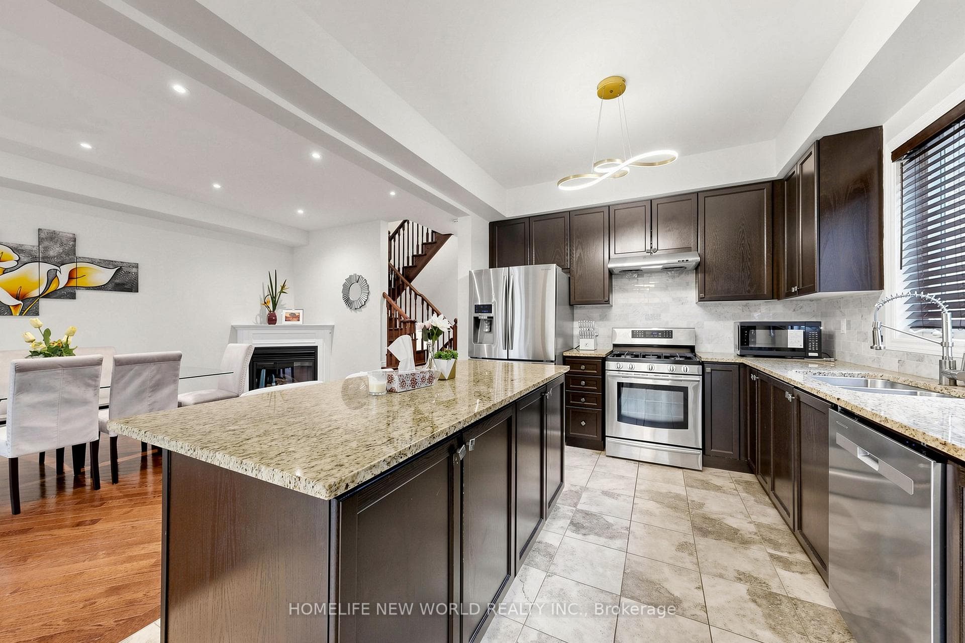 208 Hunting Ridges Drive photo 11