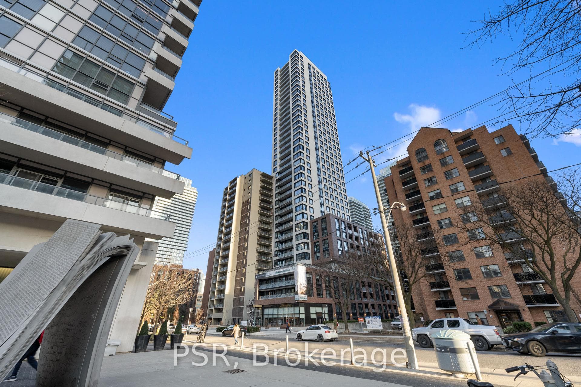 101 Roehampton Avenue Unit 908 photo 30