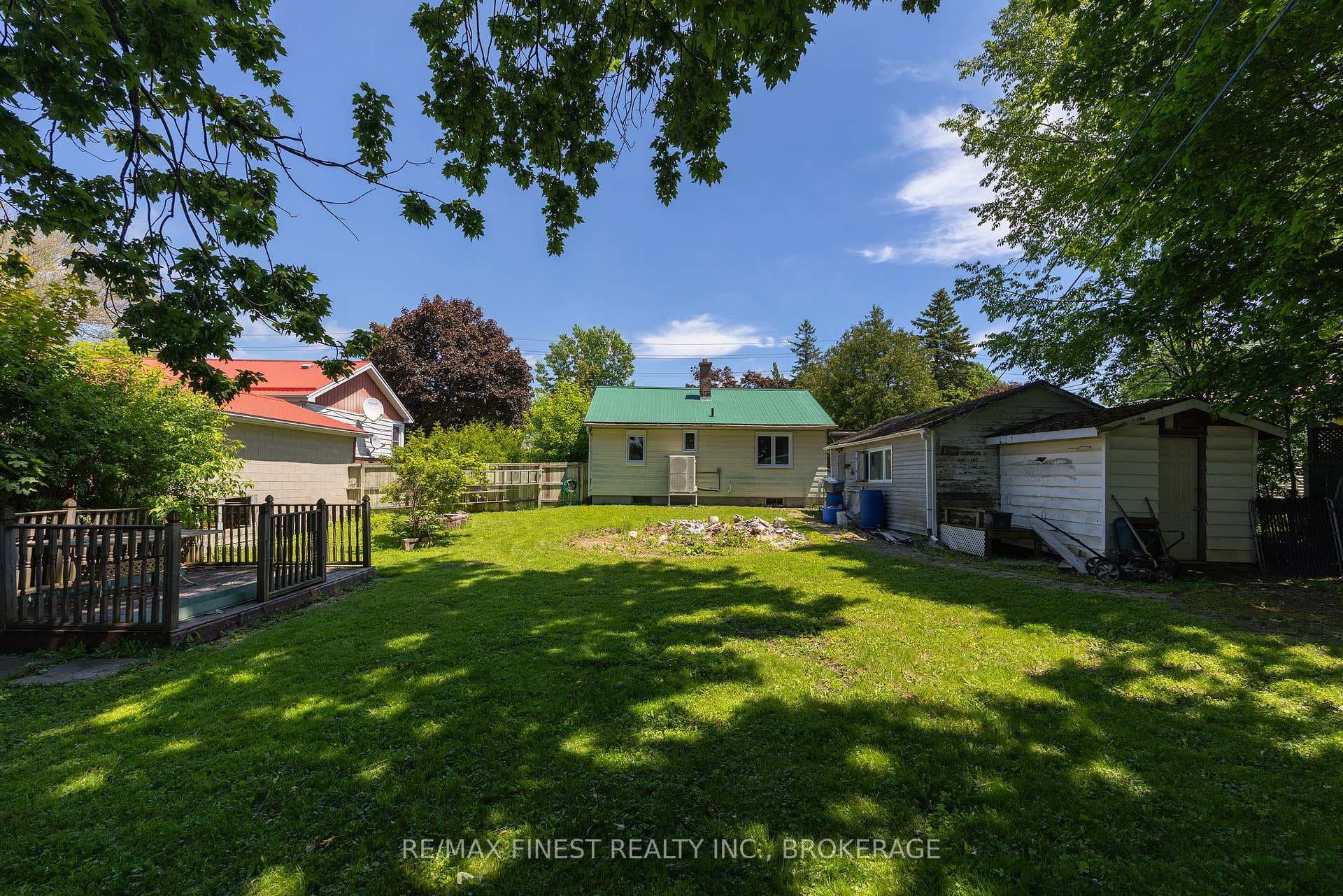 734 Portsmouth Avenue photo 31