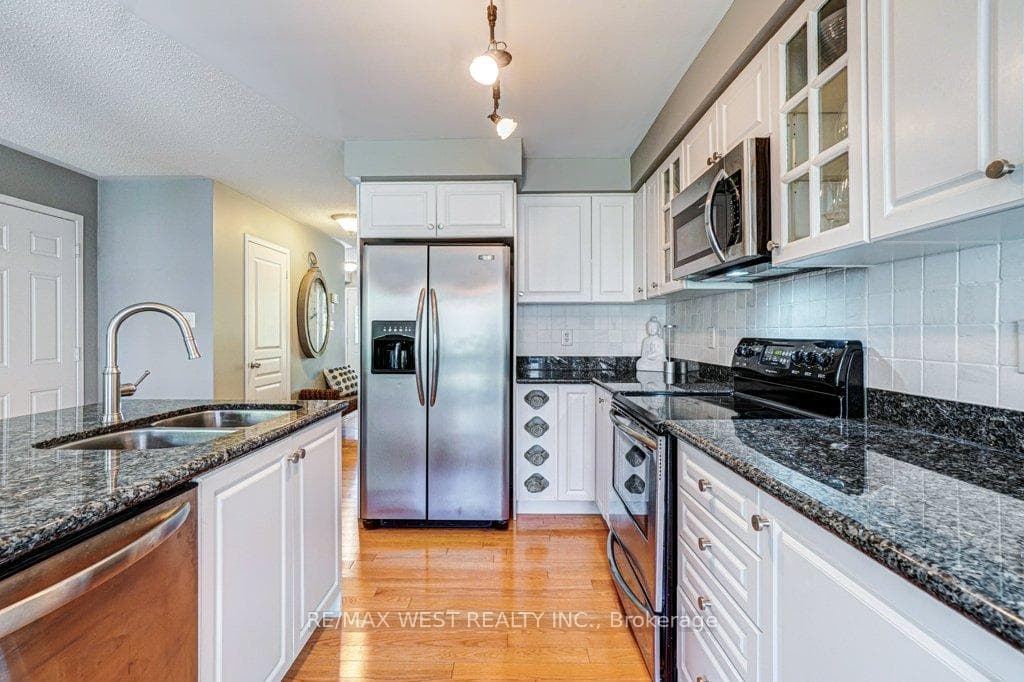 2433 Postmaster Drive photo 13