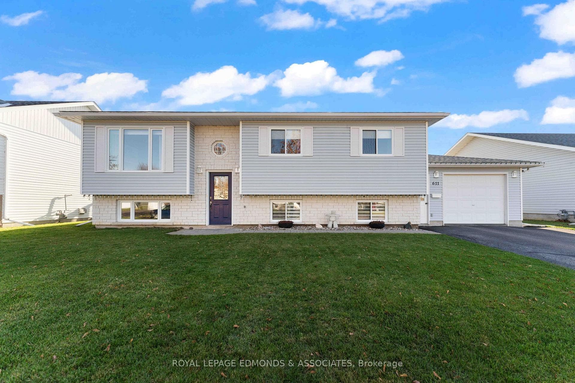 611 Moss Drive photo 4