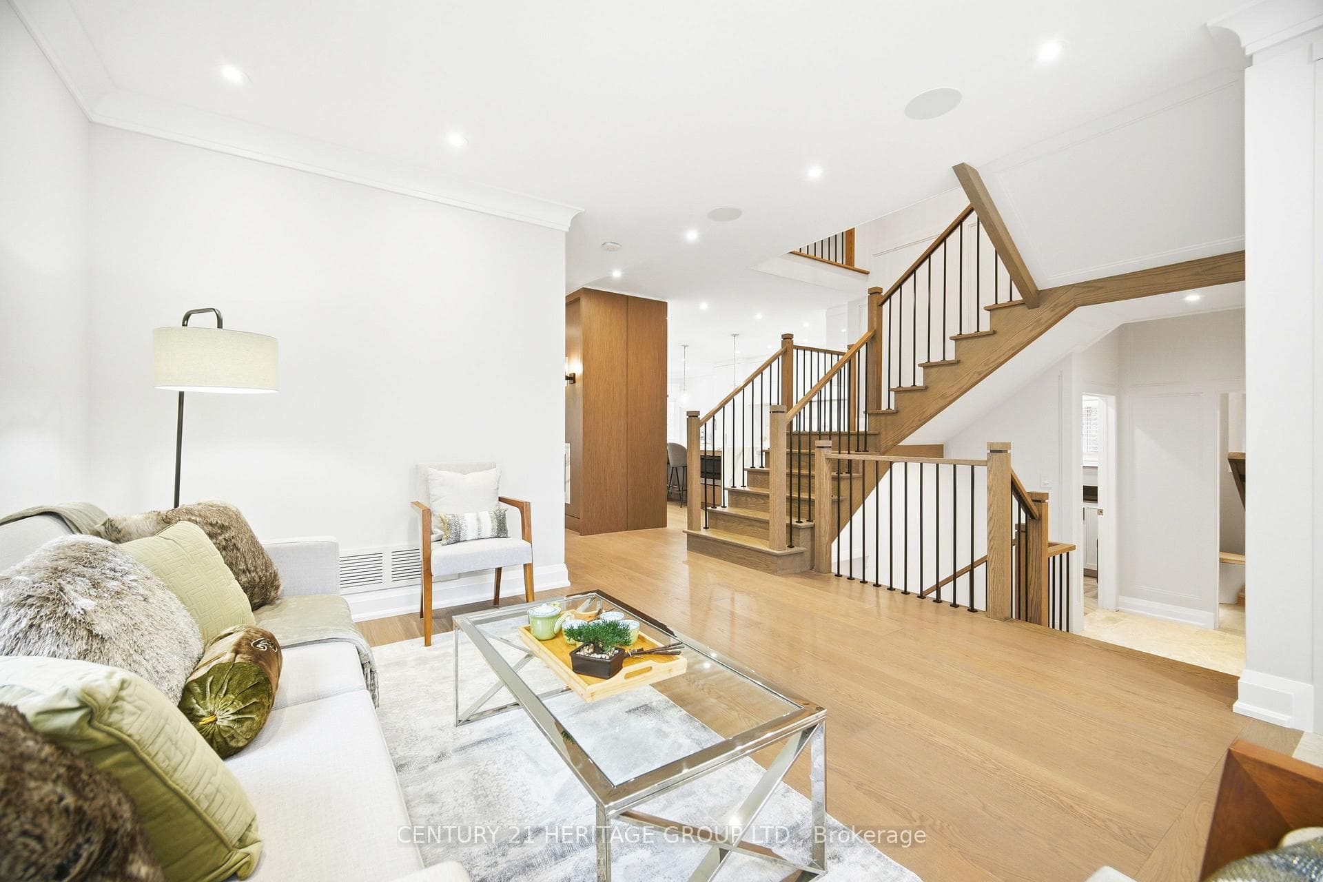 59 Estate Garden Drive photo 17