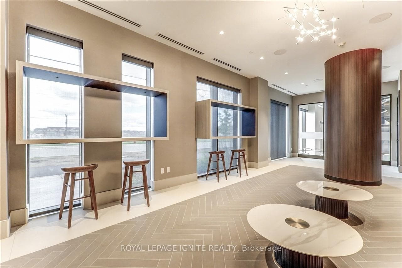 2550 Simcoe Street Unit 216 photo 6