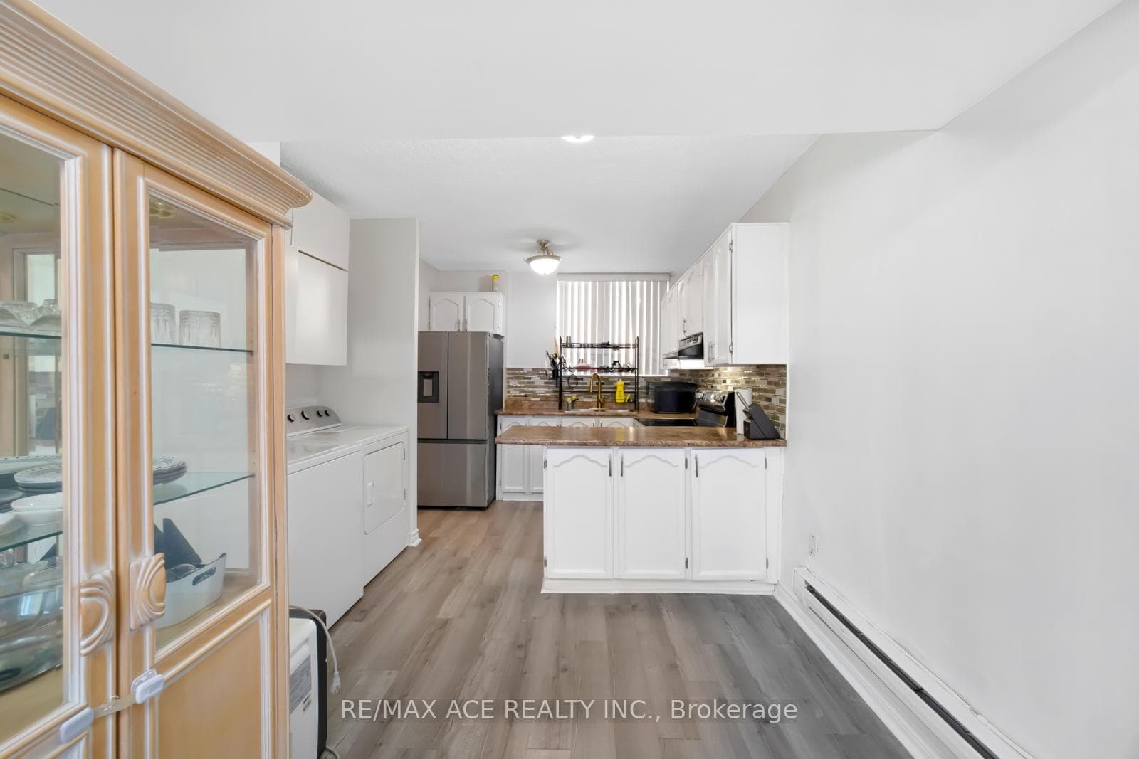 665 Kennedy Road Unit 101 photo 9
