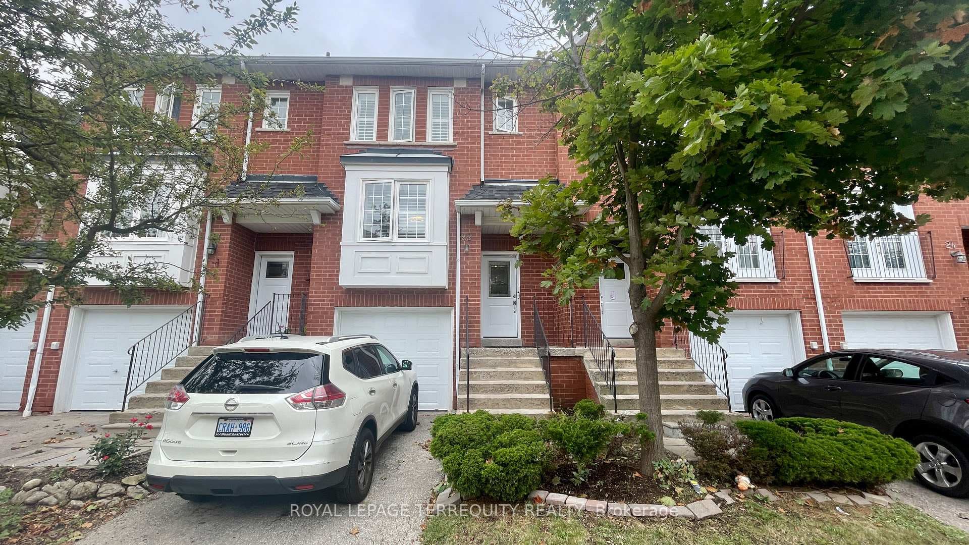 1588 South Parade Court Unit 22 photo 2