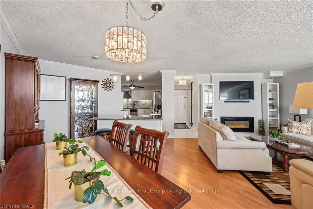 675 DAVIS Drive Unit 710 photo 8
