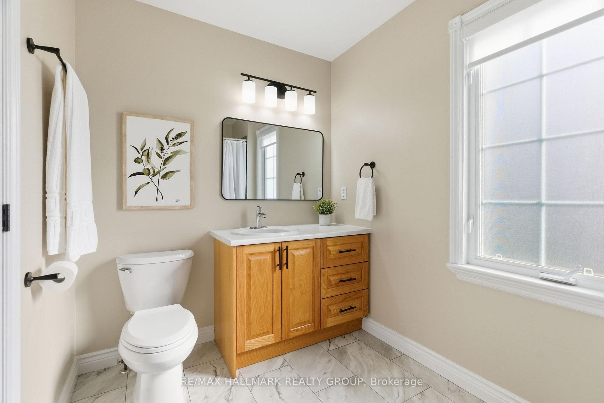 Ensuite bathroom