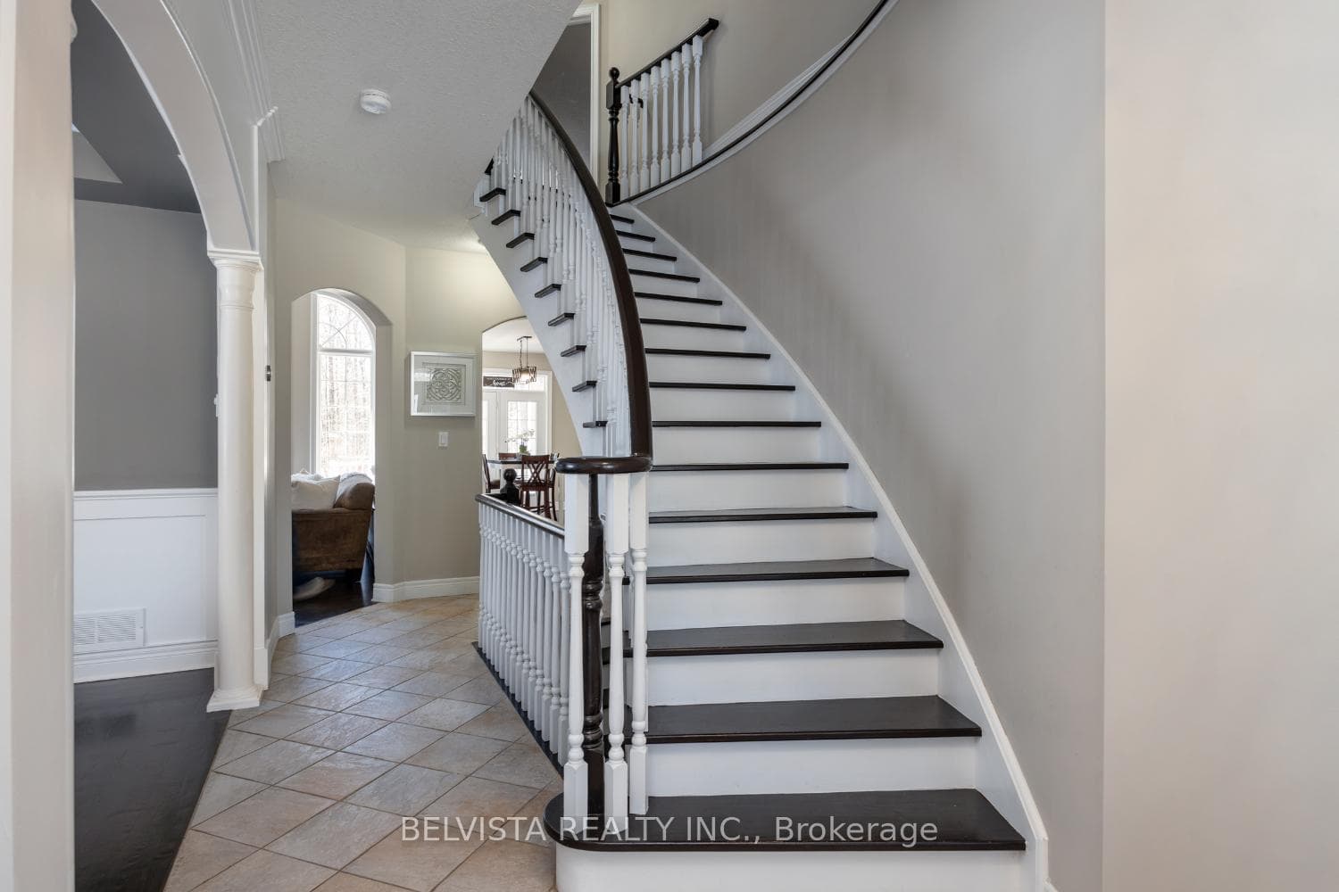 2 Stillwater Court photo 10