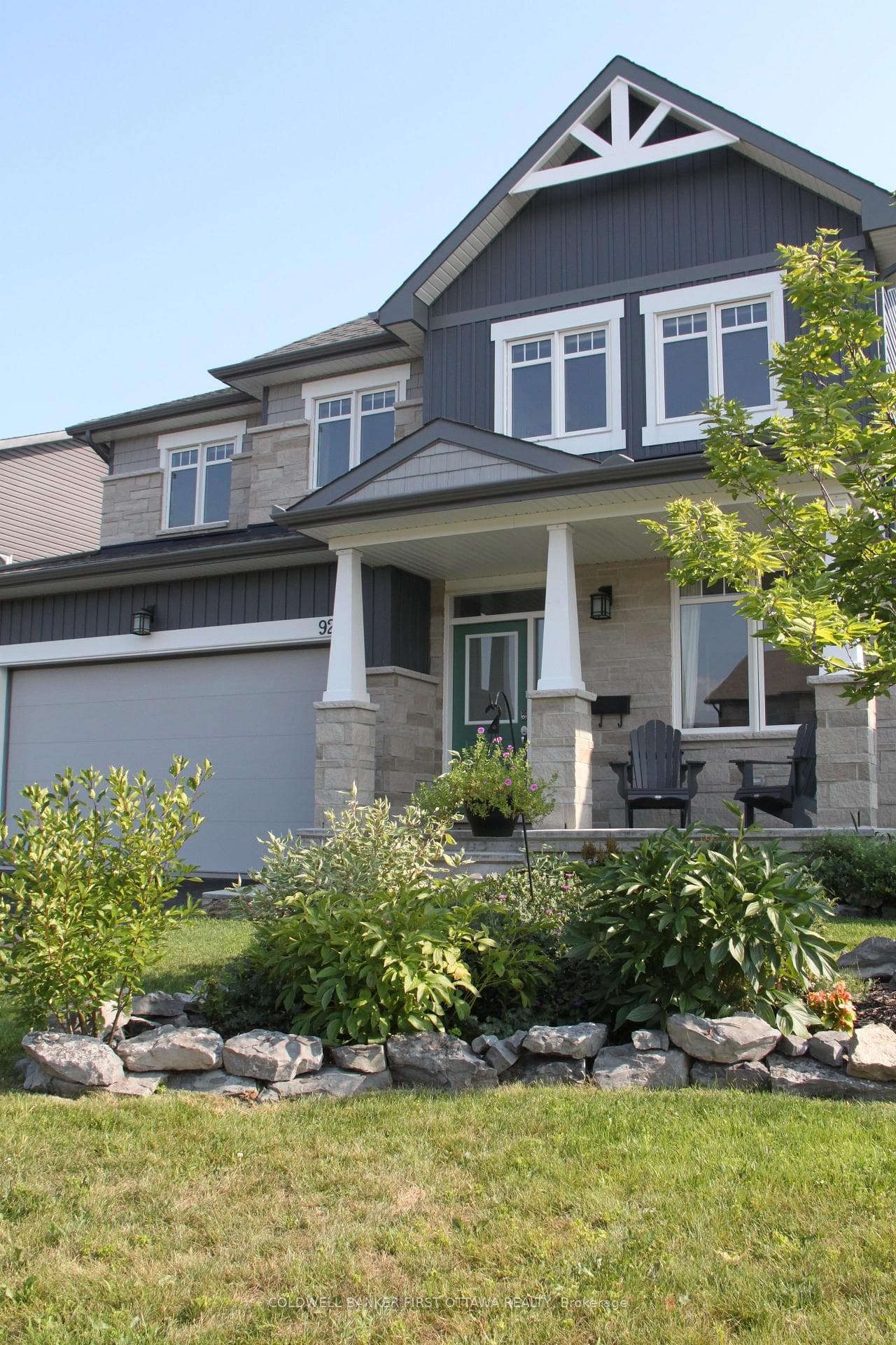92 Morris Street photo 2