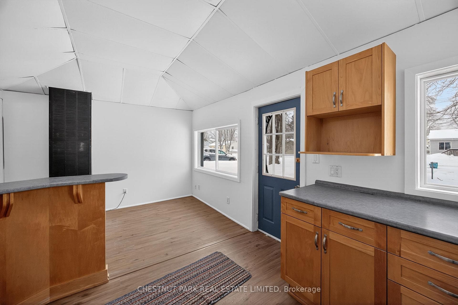 3410 Beachview Avenue photo 5