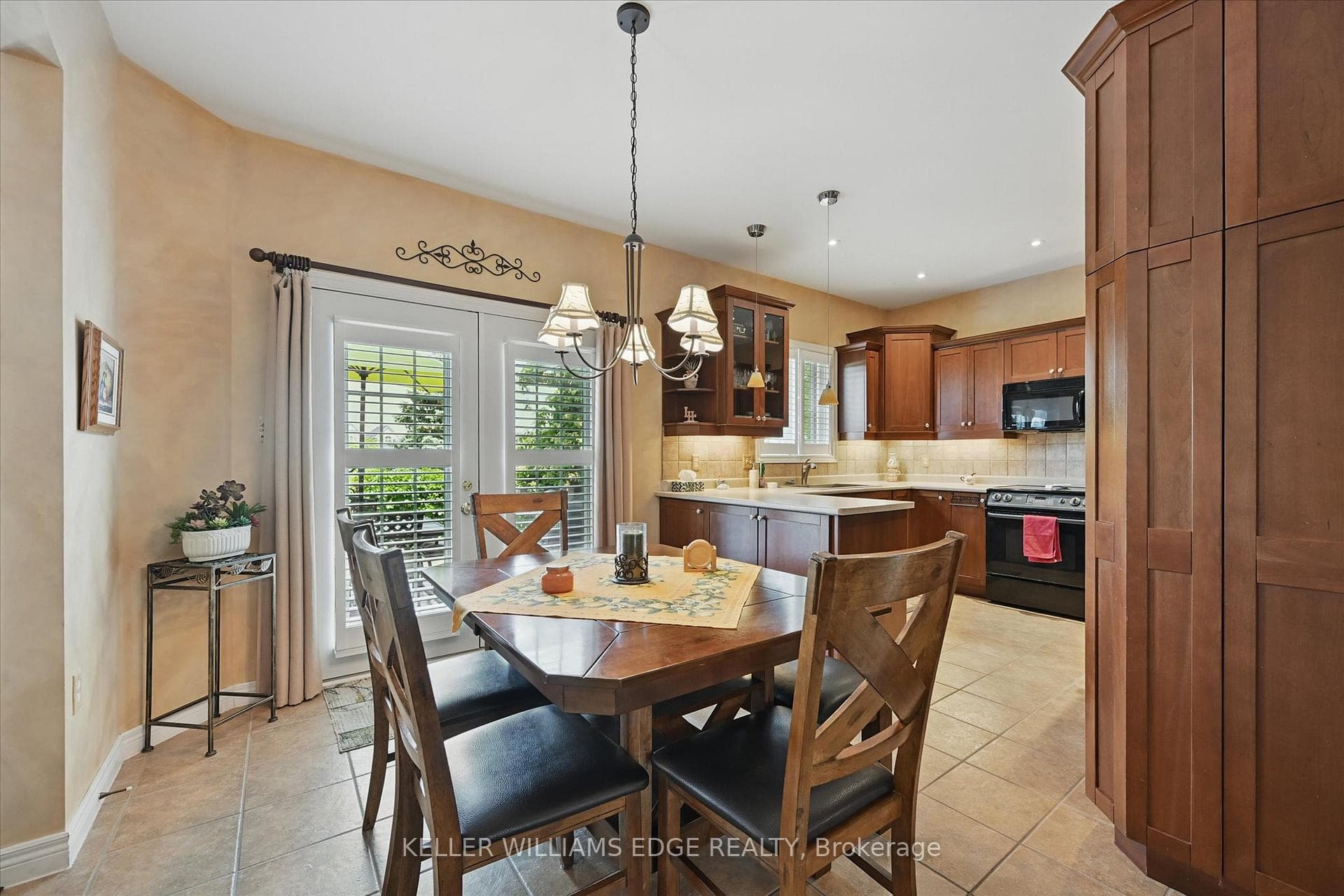 2939 Darien Road photo 11