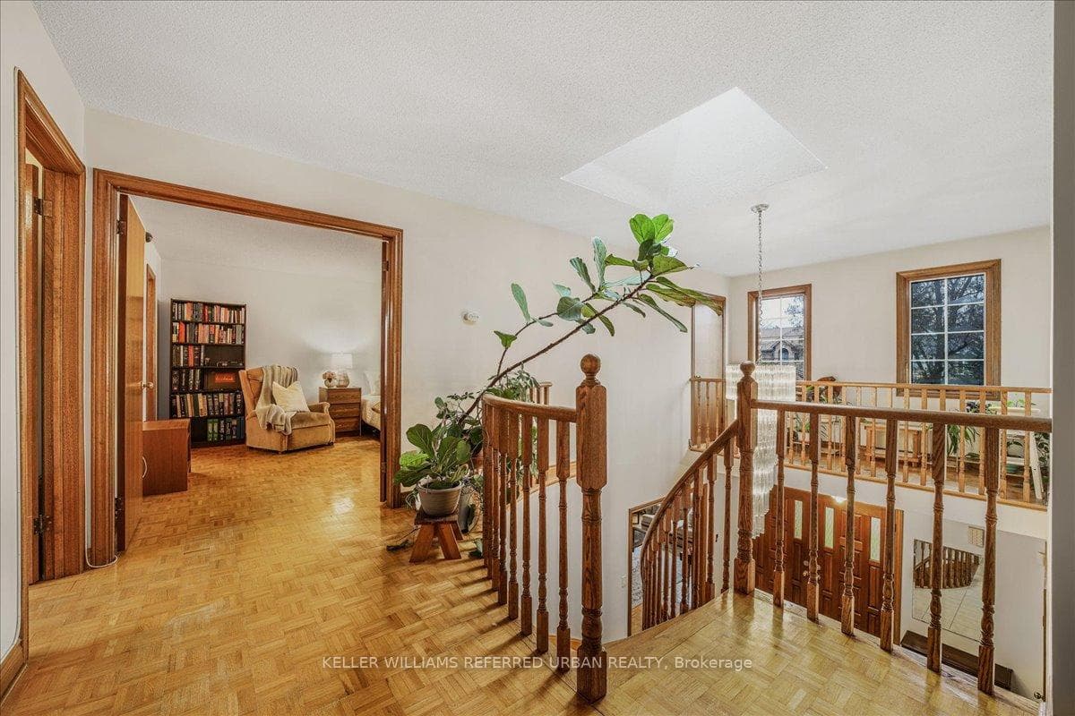 219 Ellerslie Avenue photo 17