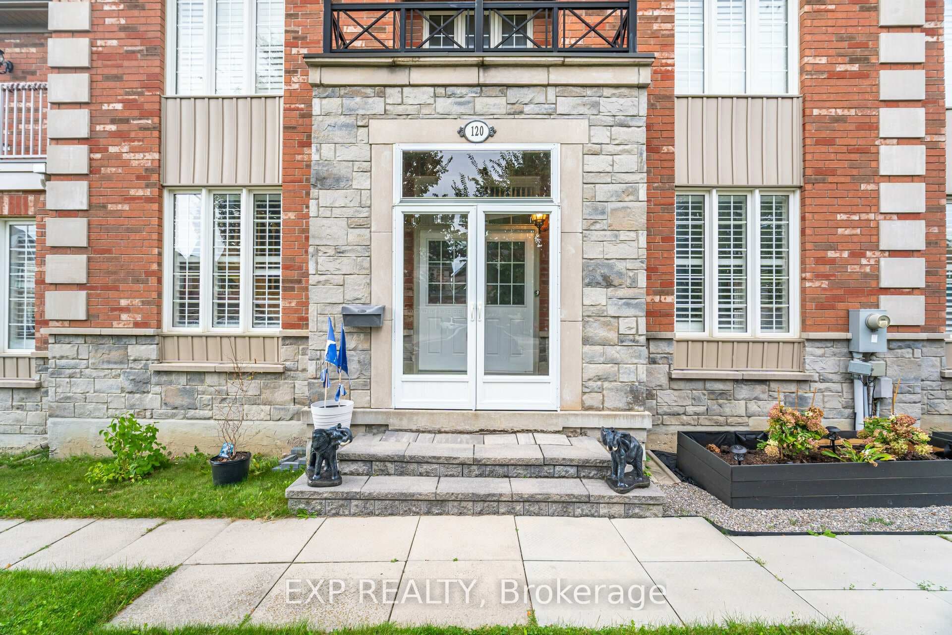 120 Fred Young Drive photo 4