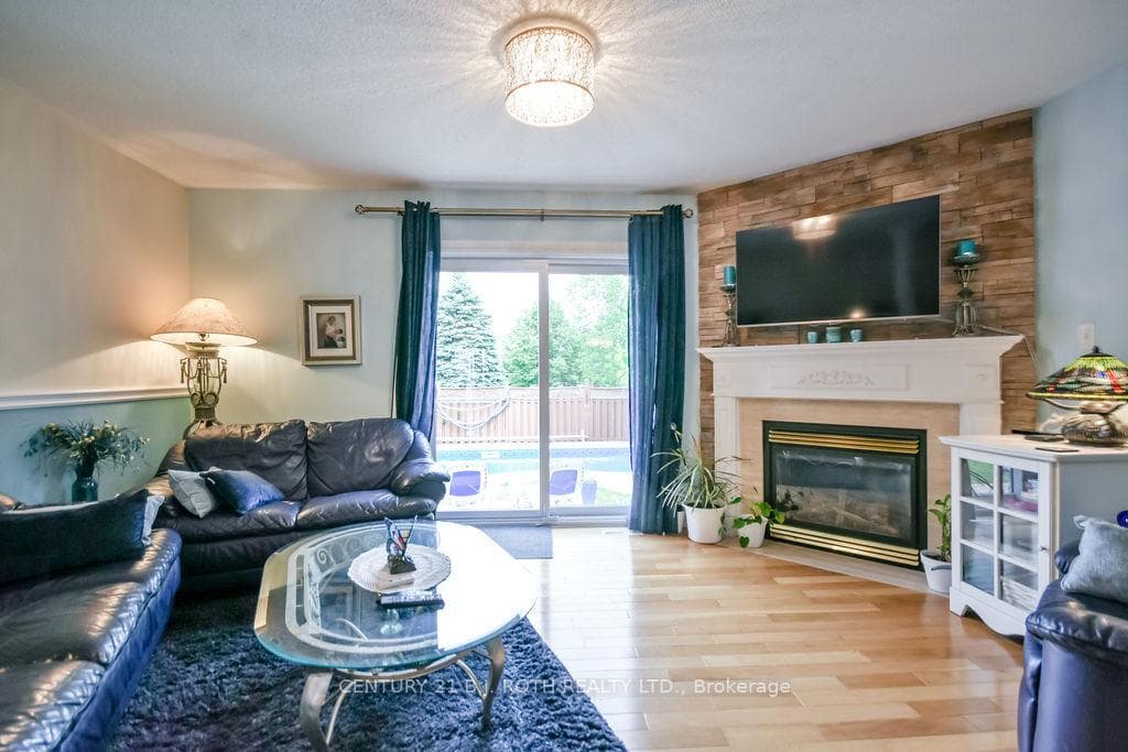 30 McAvoy Drive photo 17