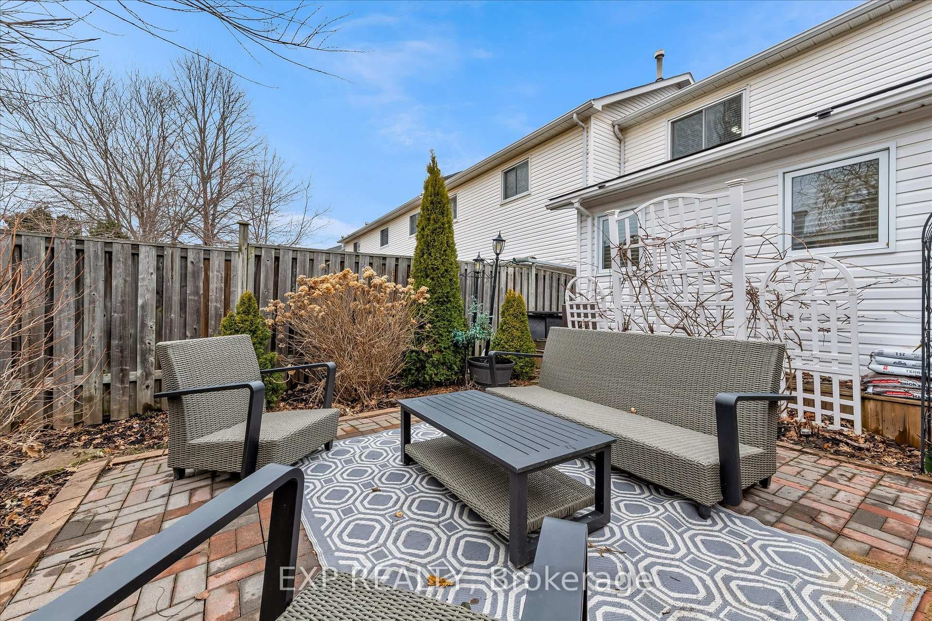 23 Hedge Lawn Drive photo 40
