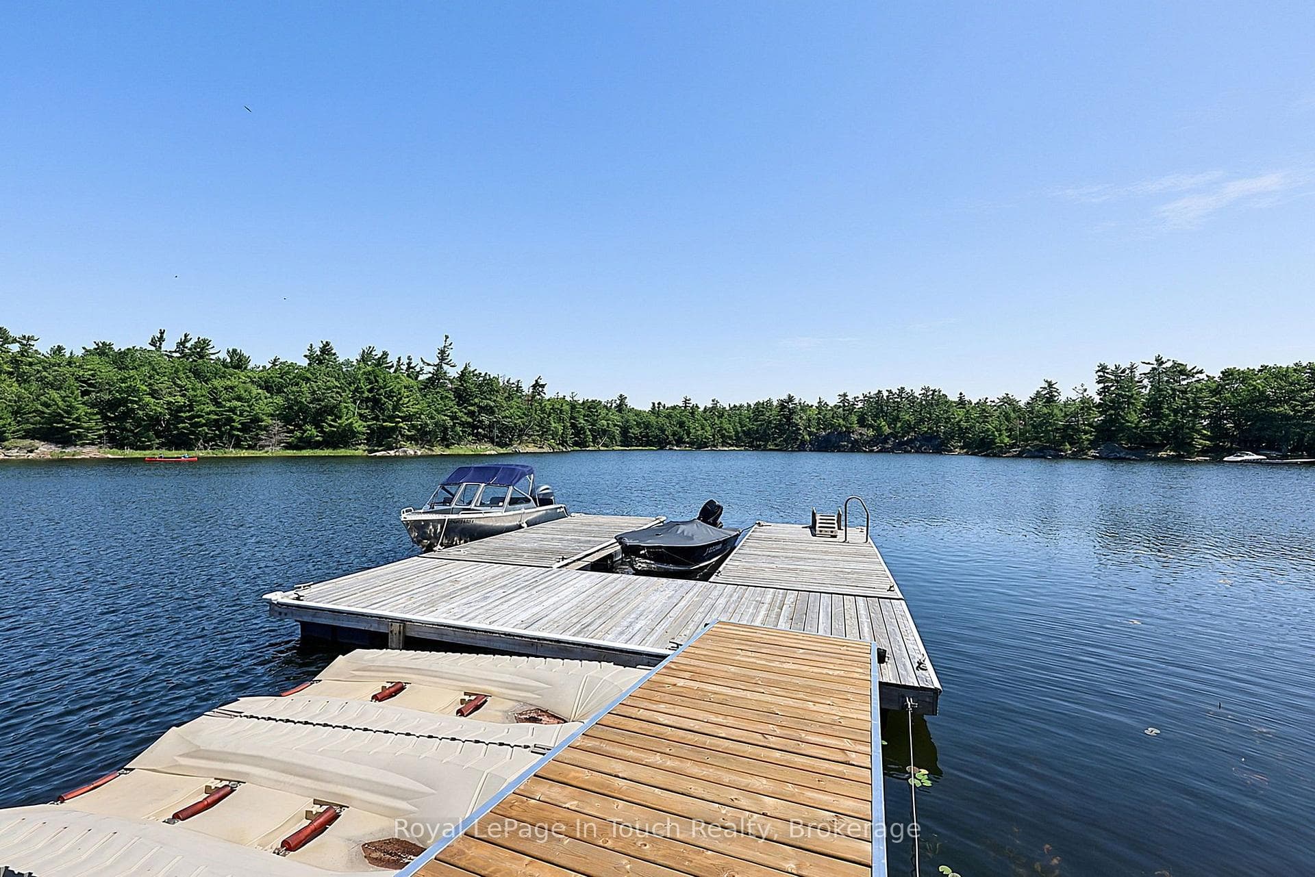 B207 Lot 26 Island photo 8