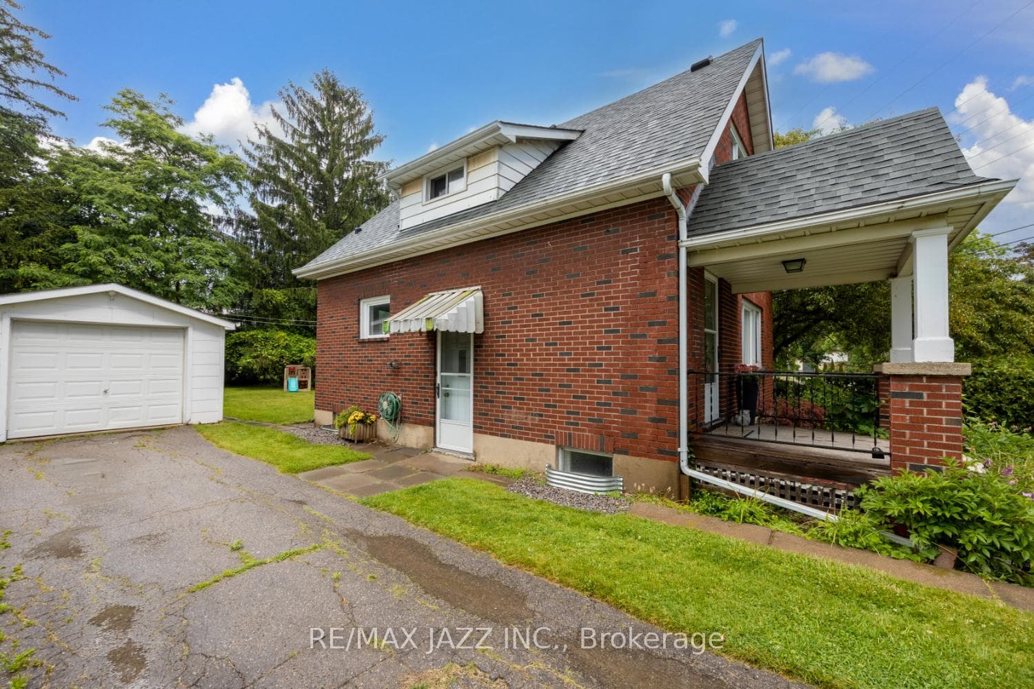 24 Liberty Street photo 18