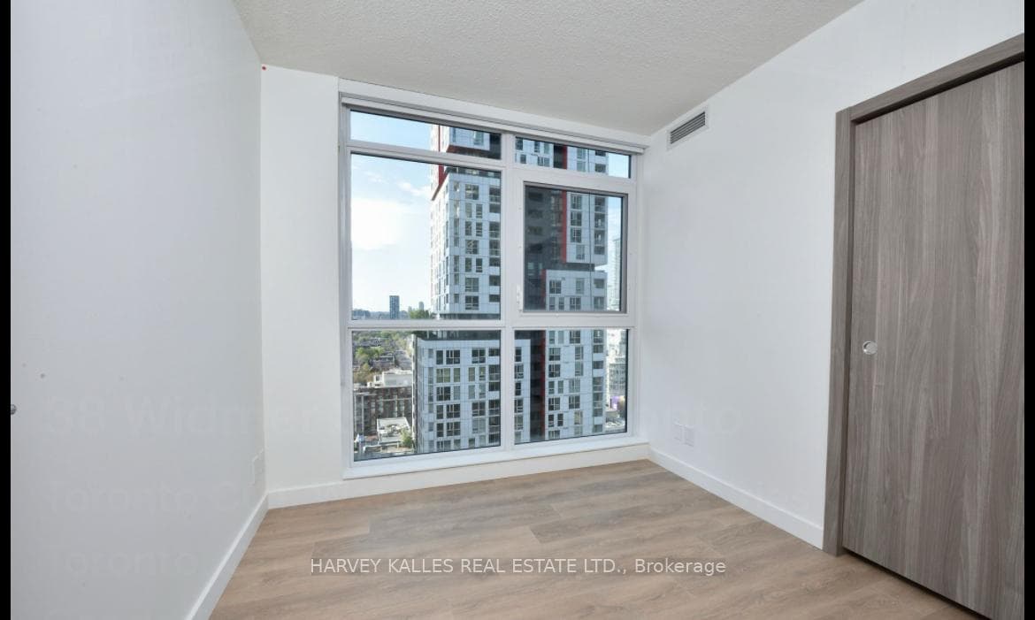 38 Widmer Street Unit 2101 photo 11