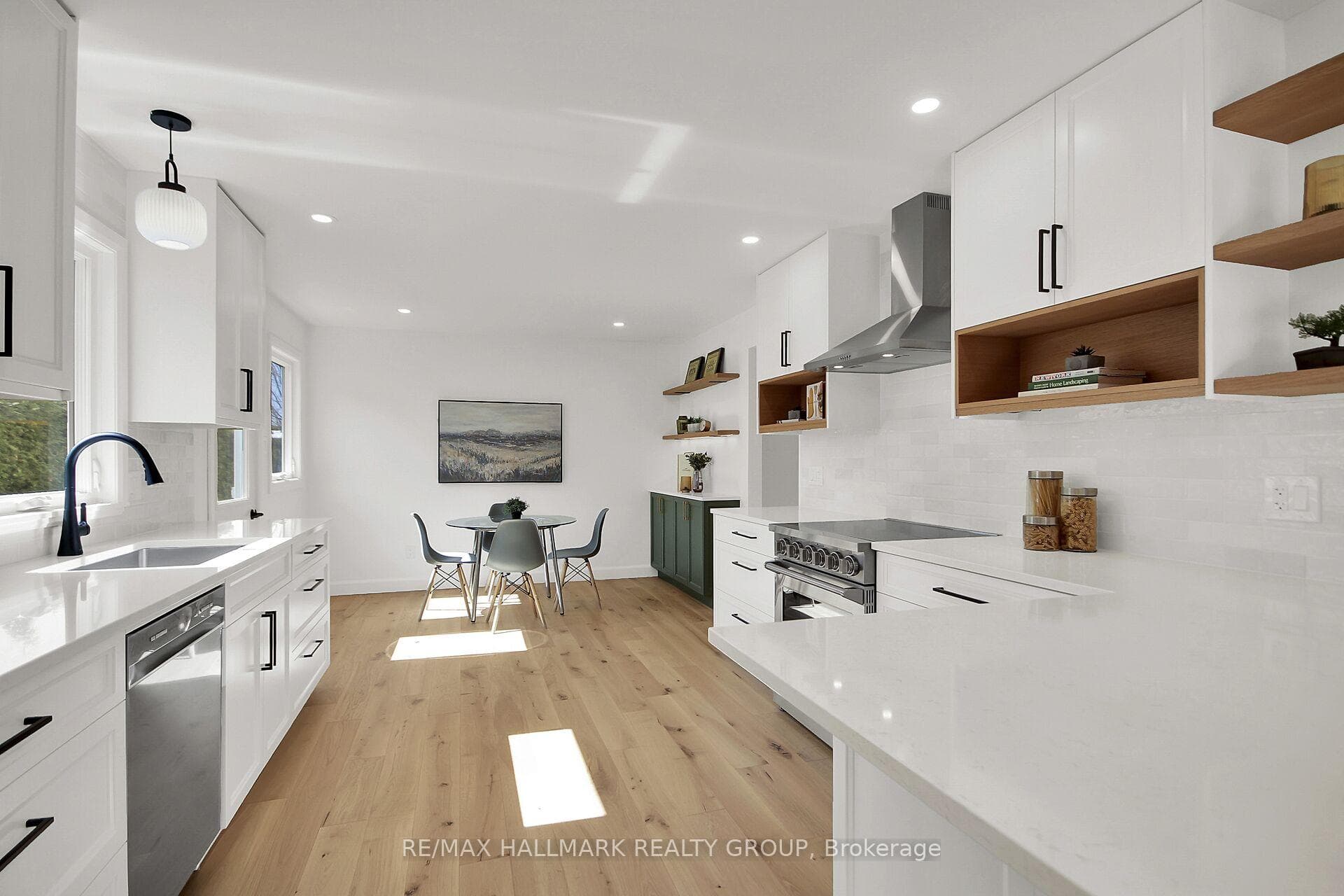 26 Raftus Square photo 19