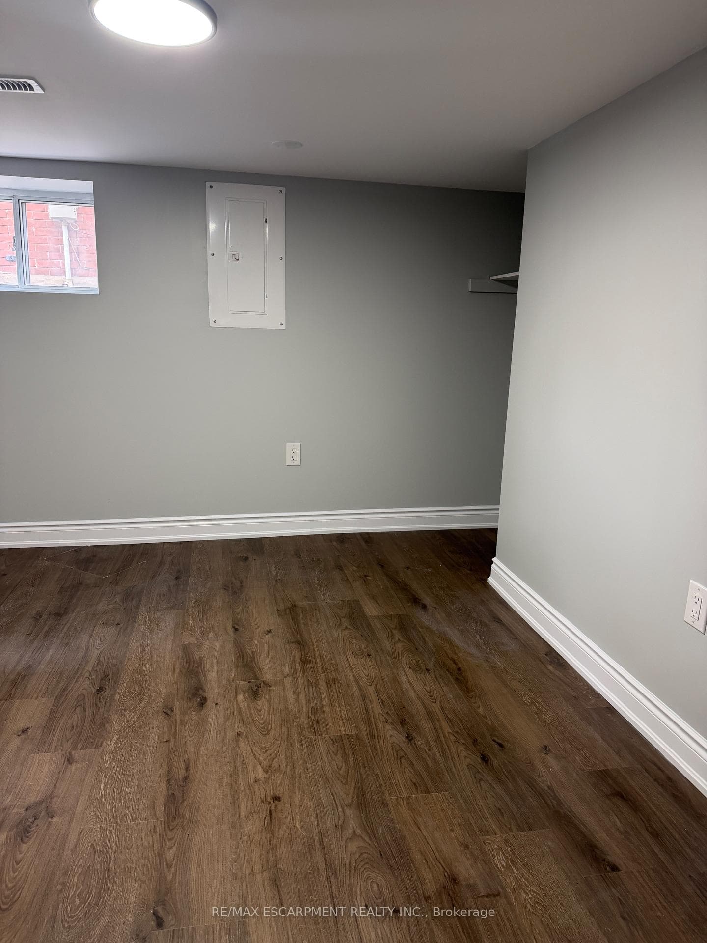 276 BALMORAL Avenue Unit LOWER photo 9