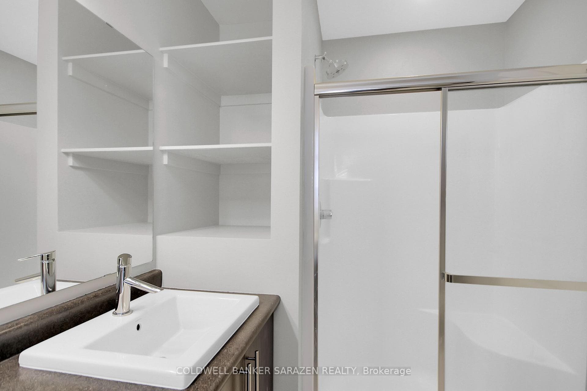 526 Rioja Street photo 28