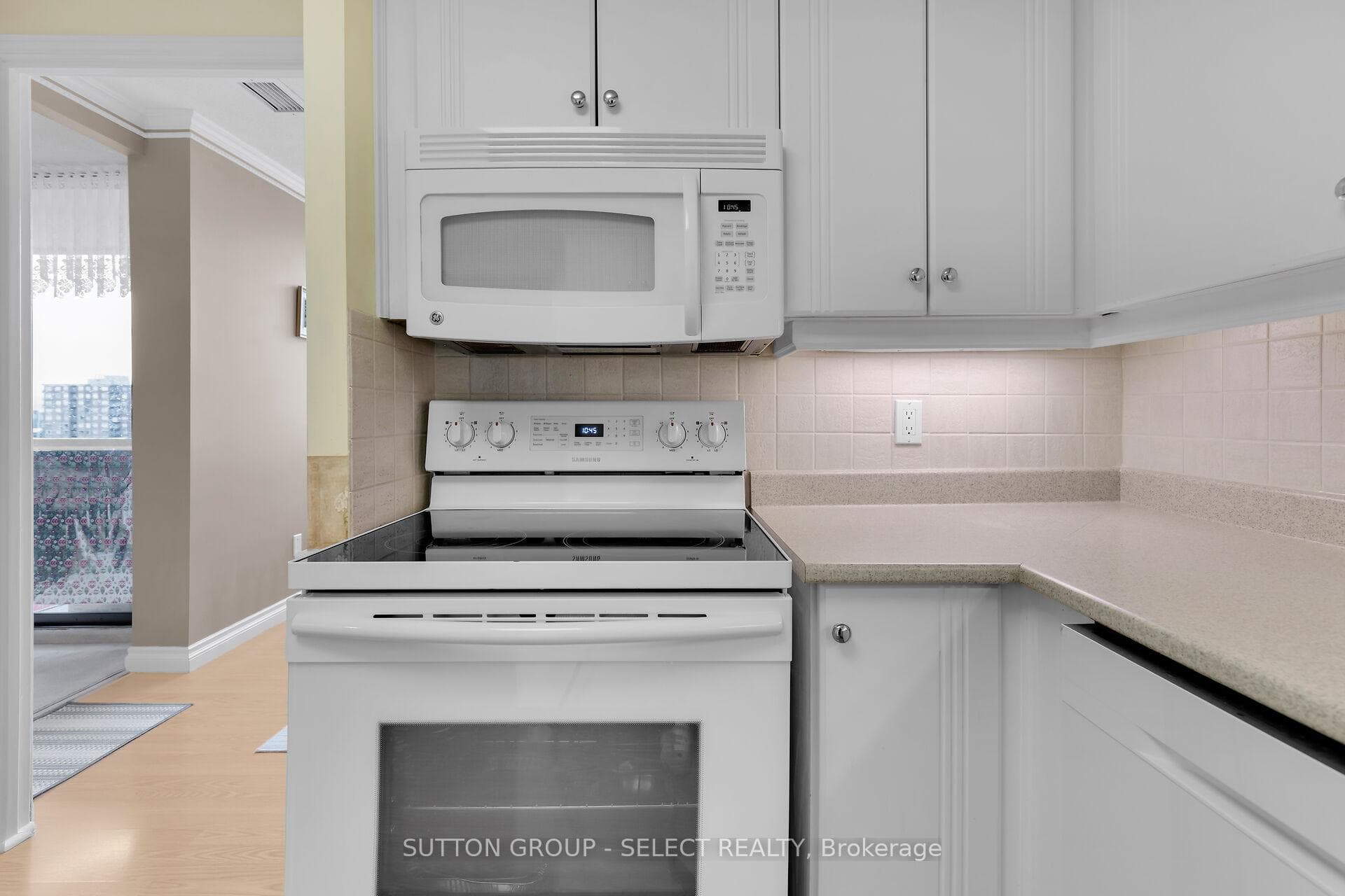380 King Street Unit 1701 photo 21