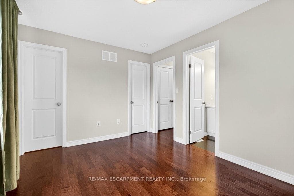 377 Glancaster Road Unit 16 photo 30
