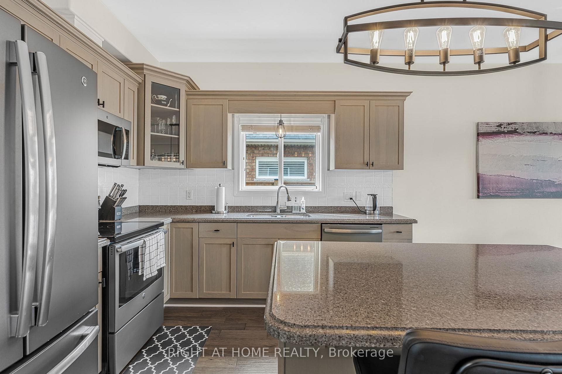 80 Loretta Drive photo 17