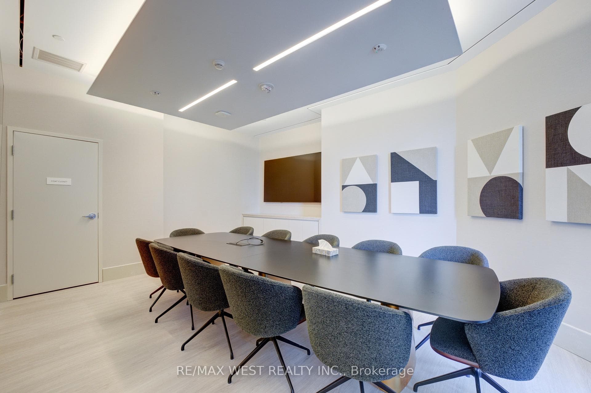 2020 Bathurst Street Unit 1507 photo 17
