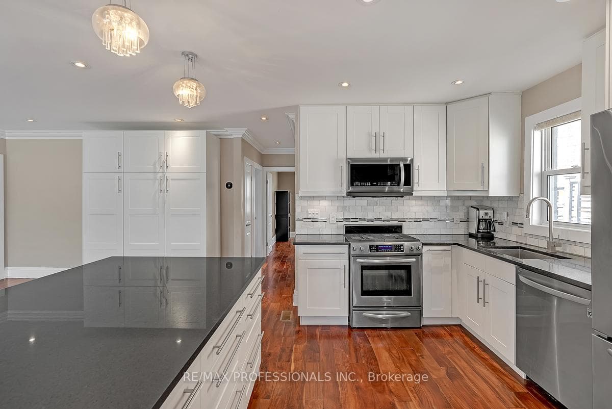 5 Chestnut Hills Crescent photo 9