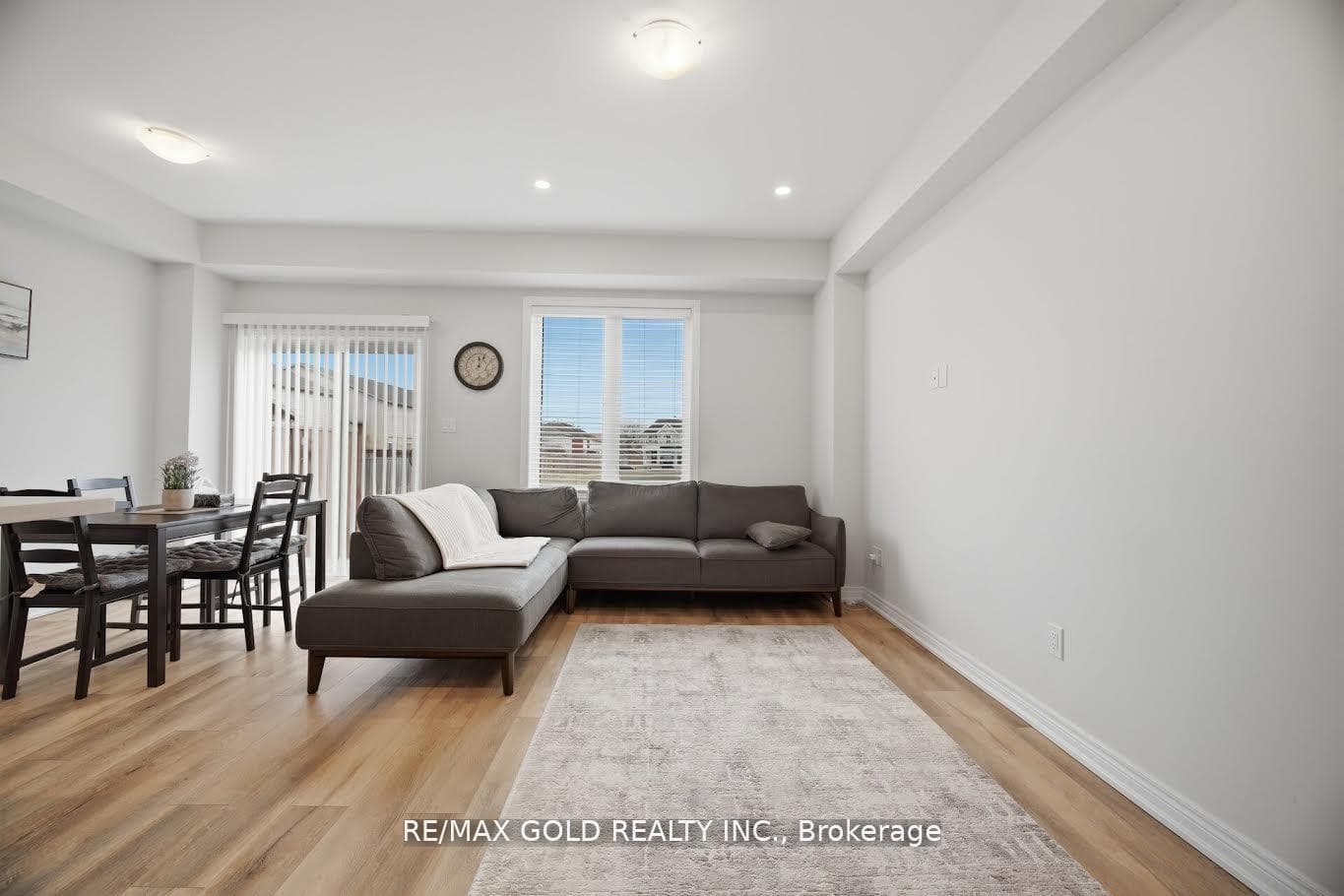 30 Mia Drive Unit 2 photo 10
