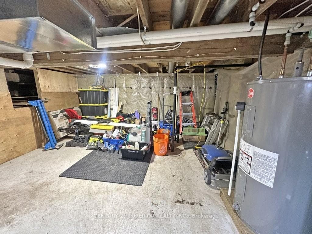 4040 Alice Ave photo 32