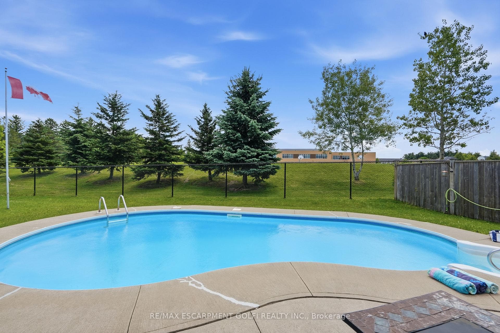 240 Emick Drive photo 34