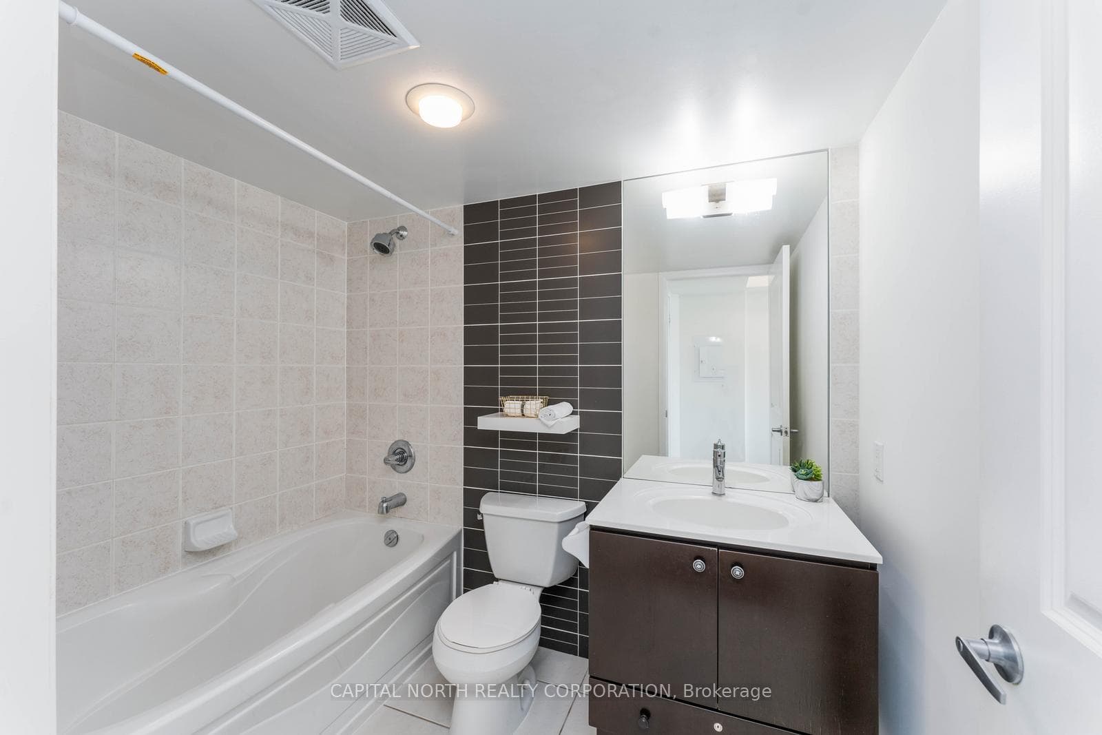 225 Sherway Gardens Road Unit 709 photo 23