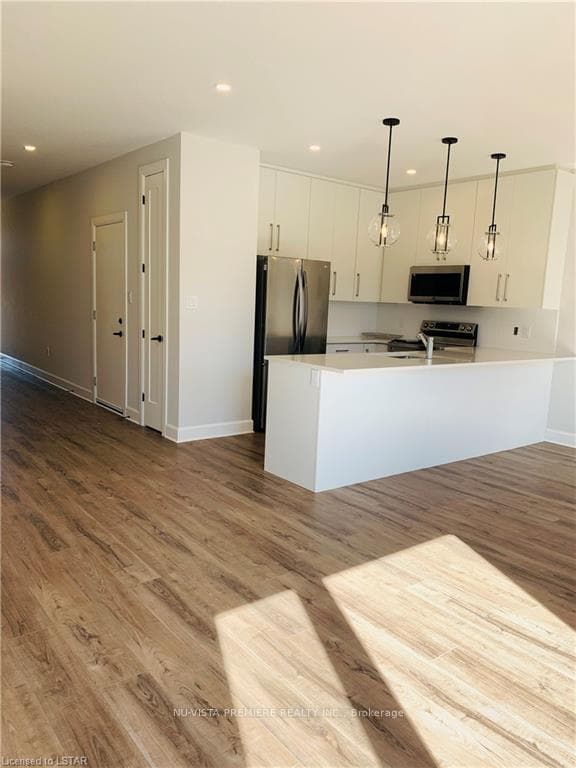 175 DOAN Drive Unit 113 photo 11