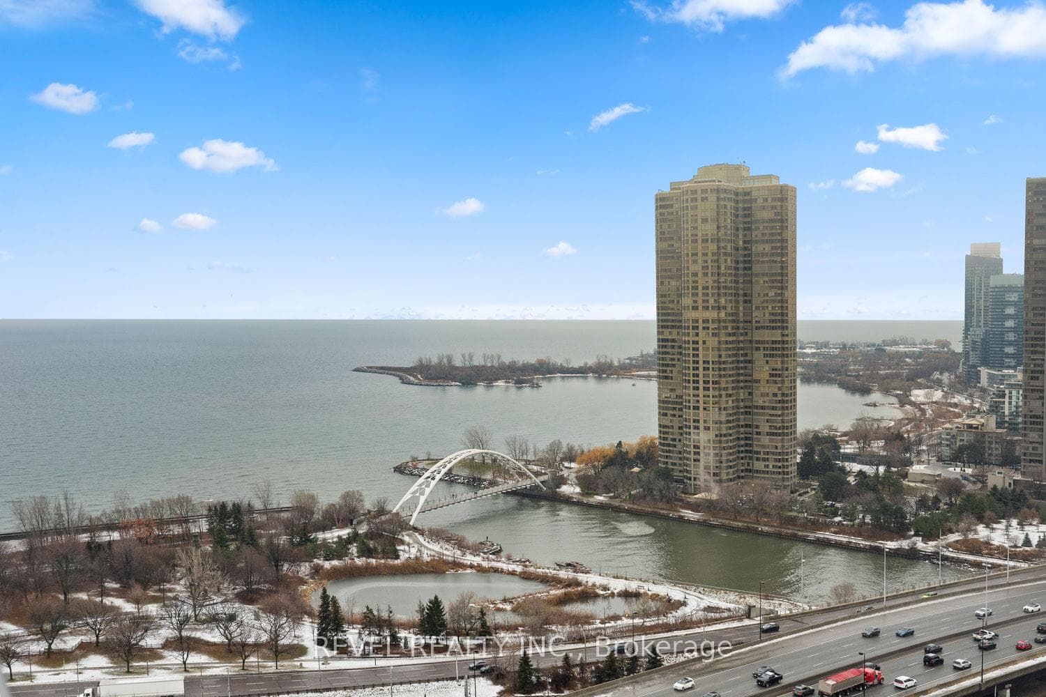 105 The Queensway Avenue Unit 2504 photo 21