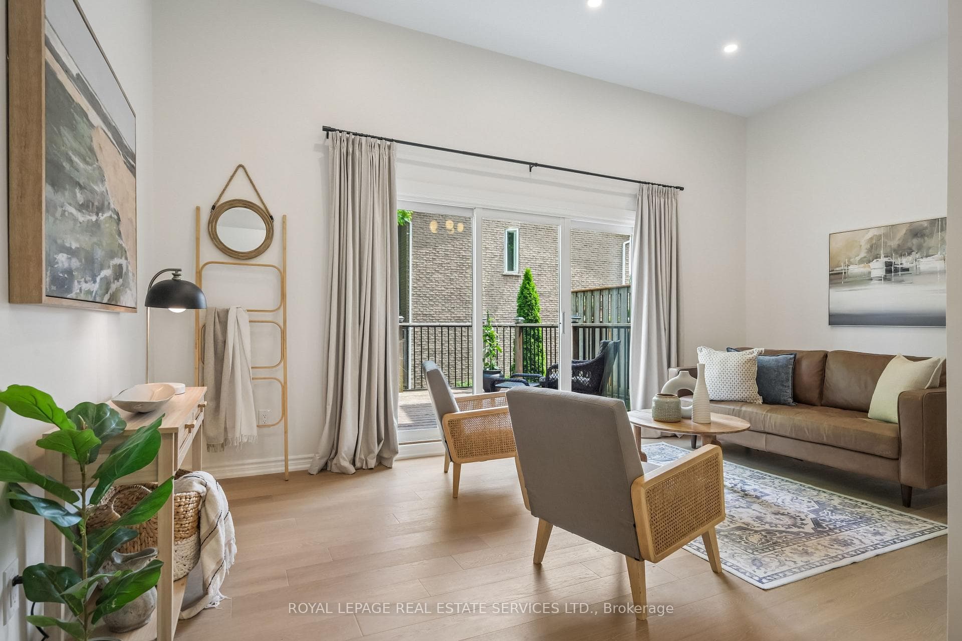 2222 Marine Drive Unit 1 photo 2