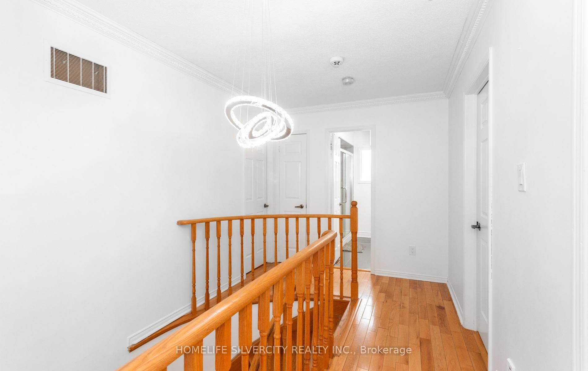303 Hickory Circle photo 27
